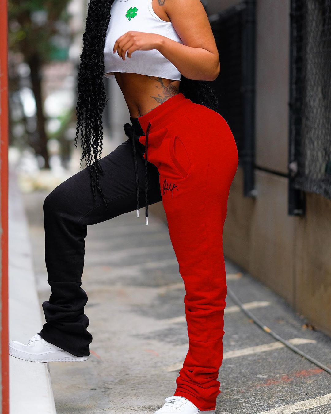 Women’s Drawstring Sweat Pants
